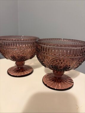 The Pioneer Woman Adeline 10oz. Glass Footed Sundae Bowl Plum Purple Pair NWOT